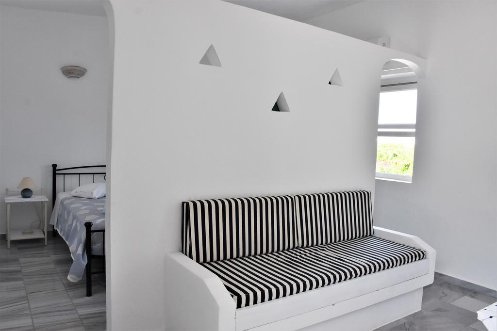 Marina 3* Naousa (Paros)